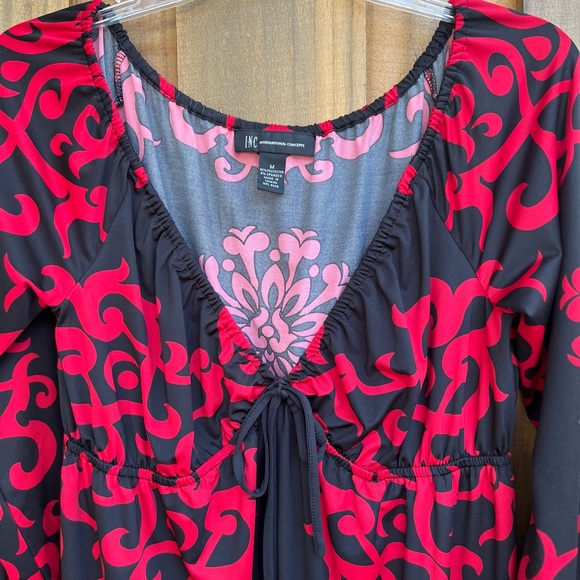 INC International Concepts Red Scroll Pattern on Black Background V-Neck Dress - Picture 4 of 9